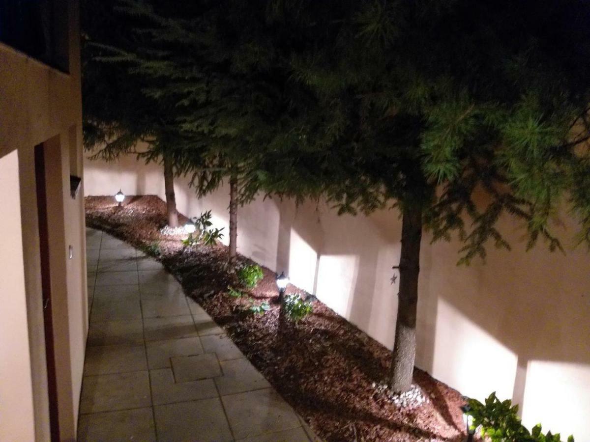 M10 Old Town Apartments Кошице Екстер'єр фото