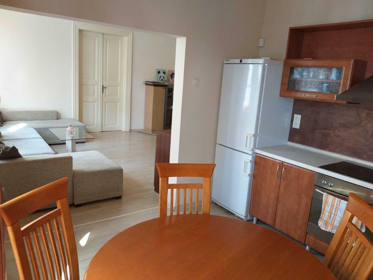 M10 Old Town Apartments Кошице Екстер'єр фото